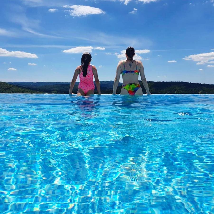 Home Andrea With Infinity Salty Pool Roč Kültér fotó